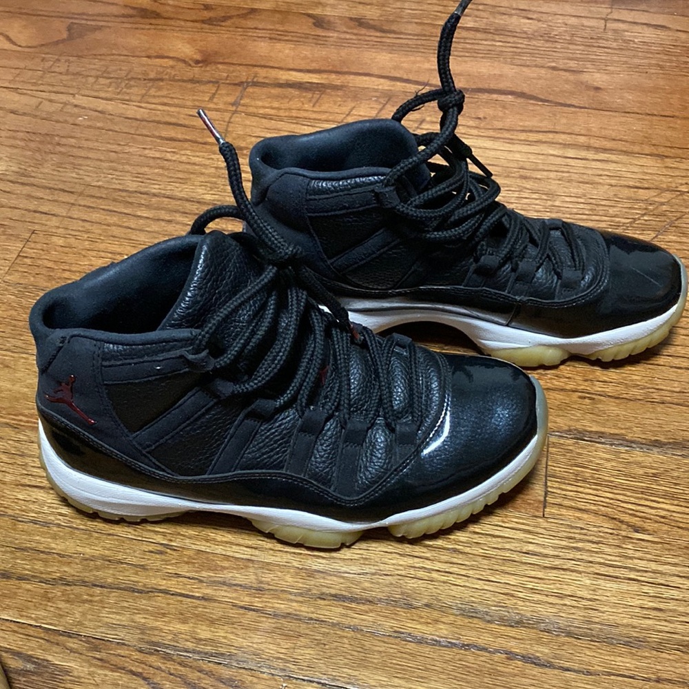 Jordan 11 72–10